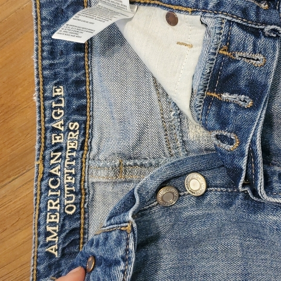American Eagle Denim skirt. - Picture 2 of 6